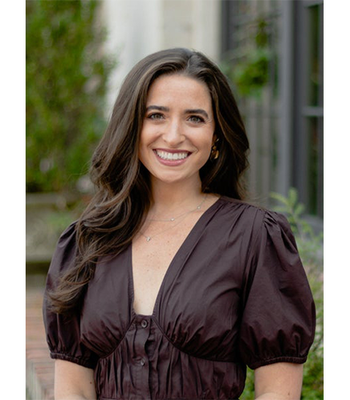 Portrait of Lauren Branch, REALTOR.