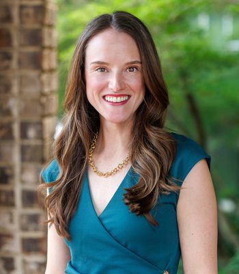 Portrait of Mary Ansley Smalley, REALTOR.