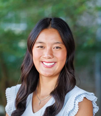 Portrait of Leah Henderlong, REALTOR.