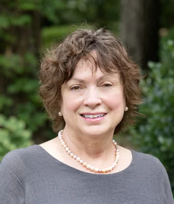 Portrait of Sanderlin Holmes, REALTOR