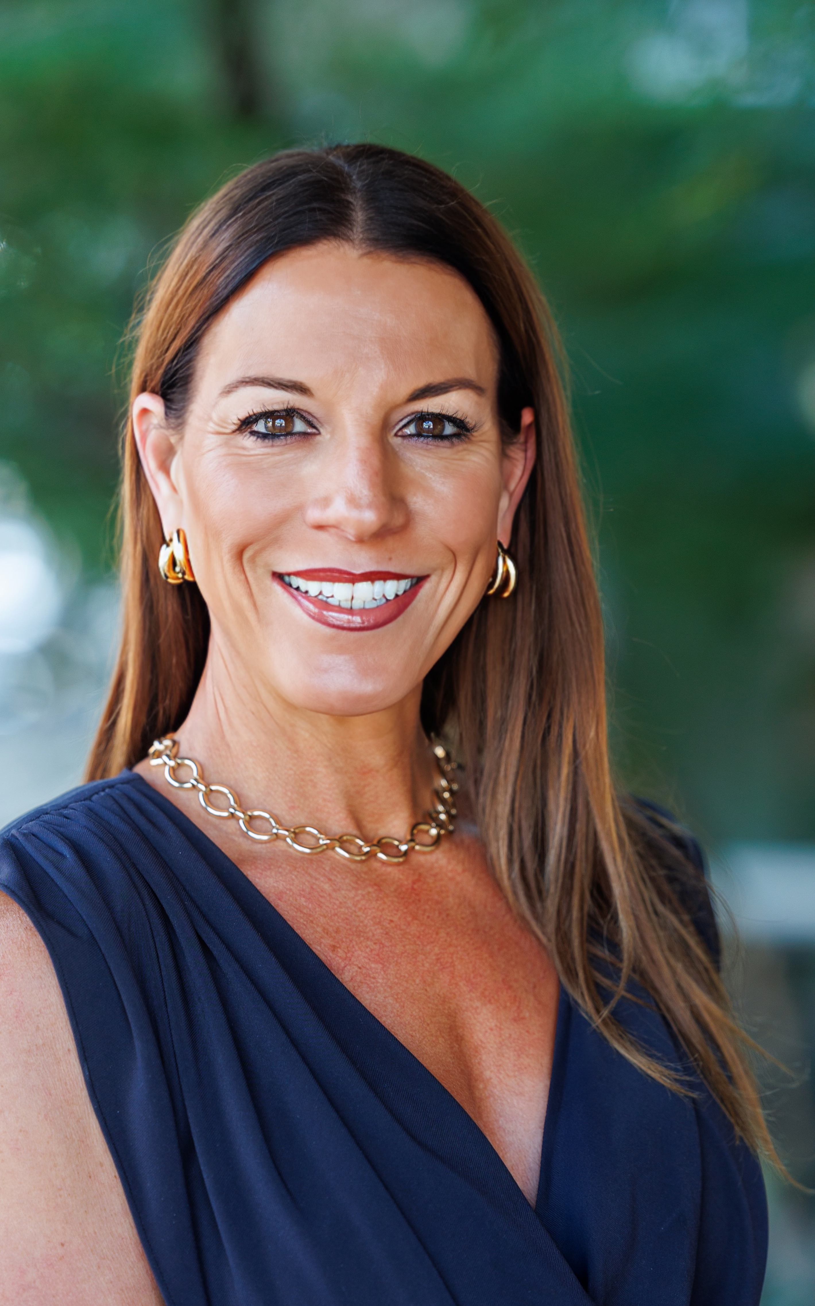 Amanda Davis Headshot