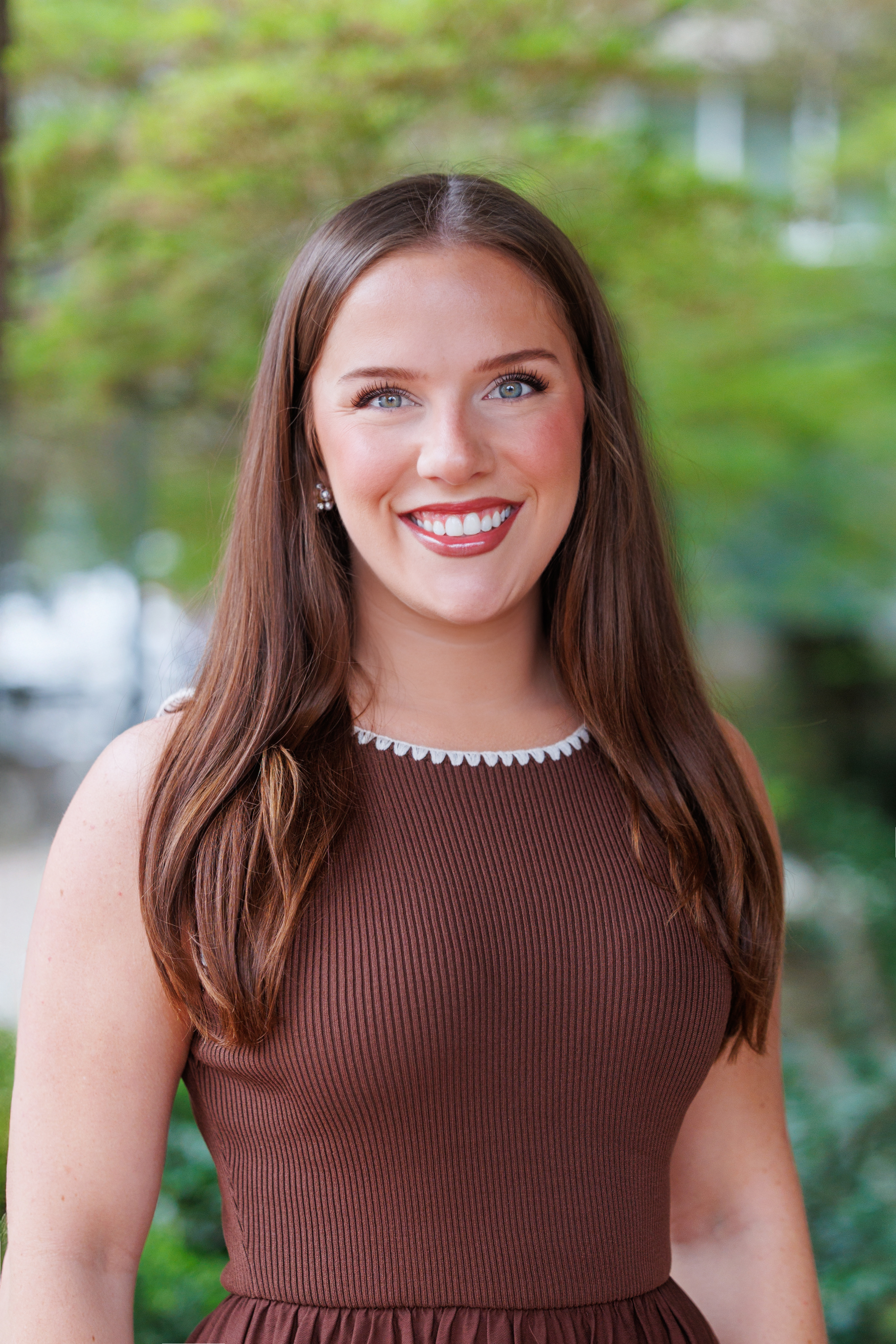 Shelby Weir Headshot